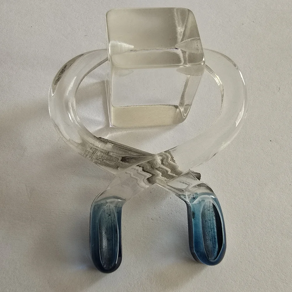 Vintage ice cube brooch Lucite plastic tongs novelty spinner pin blue clear